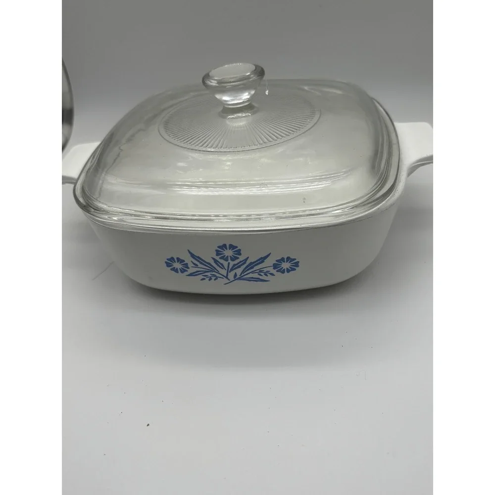 Corning Ware Casserole Dish Blue Cornflower White Square 1.5 Qt P-1 1/2-B